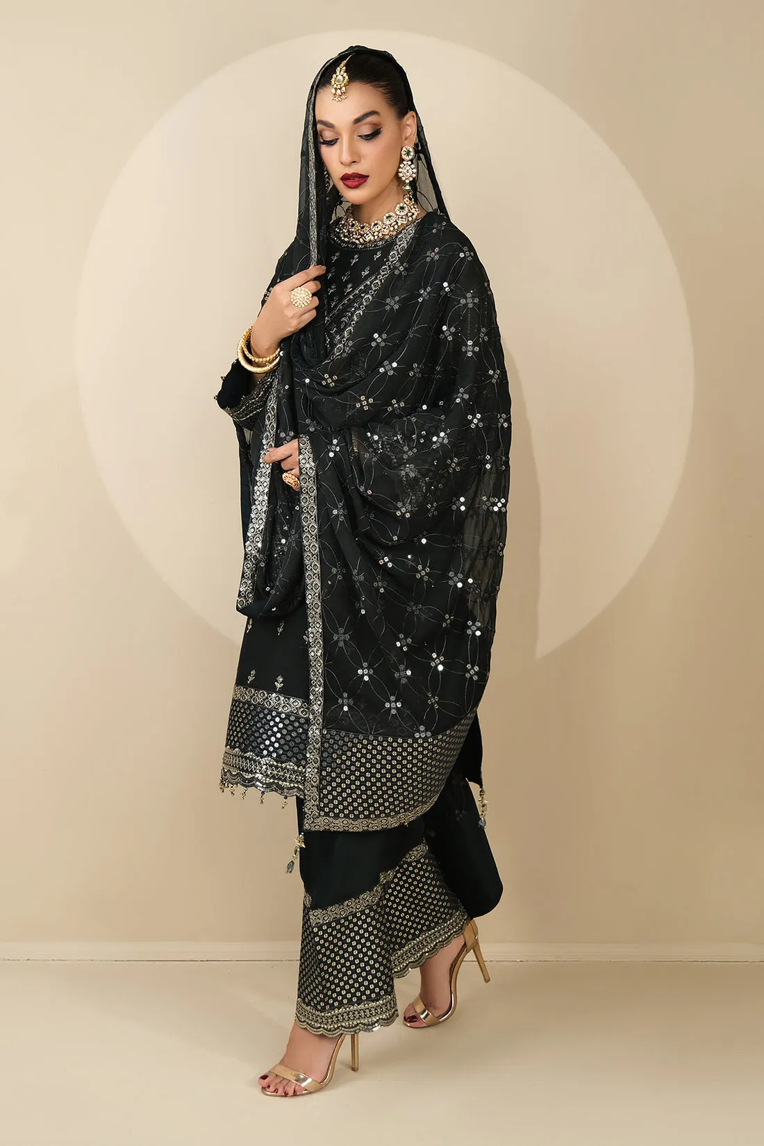 Alizeh | Formals Collection | MINERVA UF-V03D04
