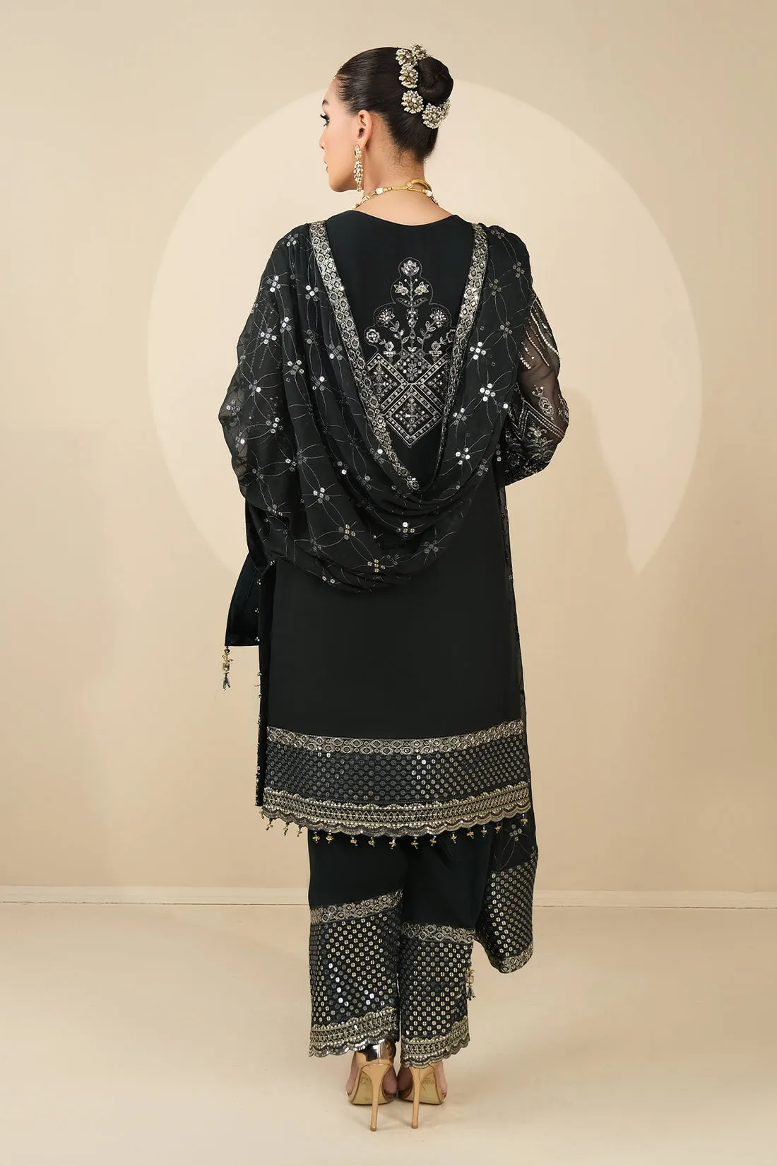 Alizeh | Formals Collection | MINERVA UF-V03D04