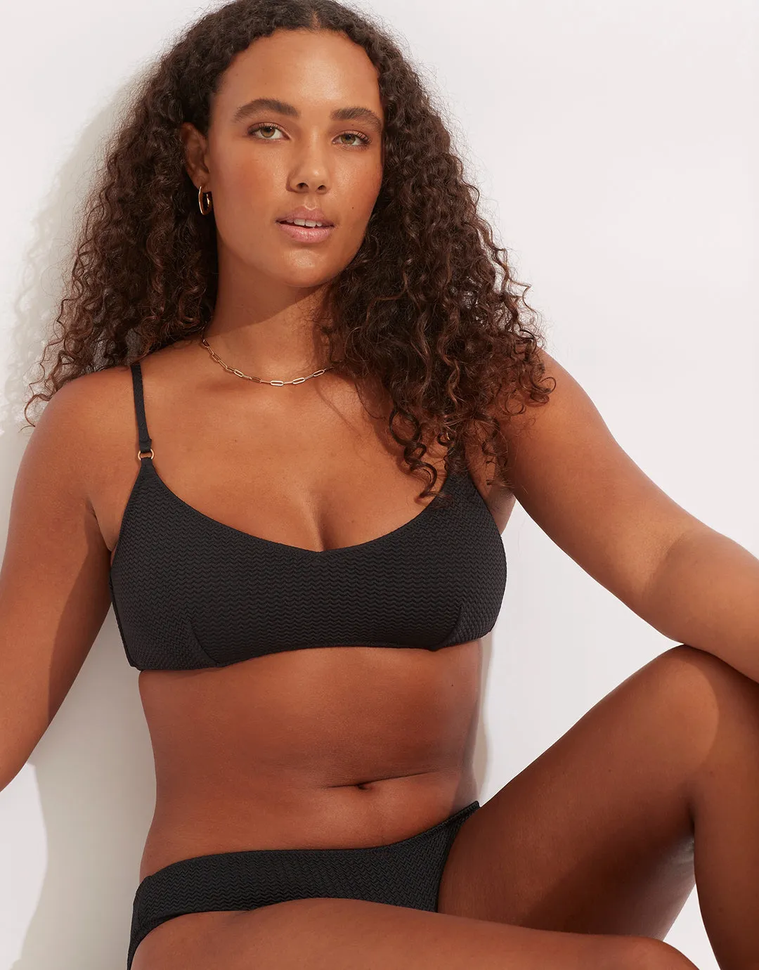 Sea Dive Bralette Bikini Top - Black